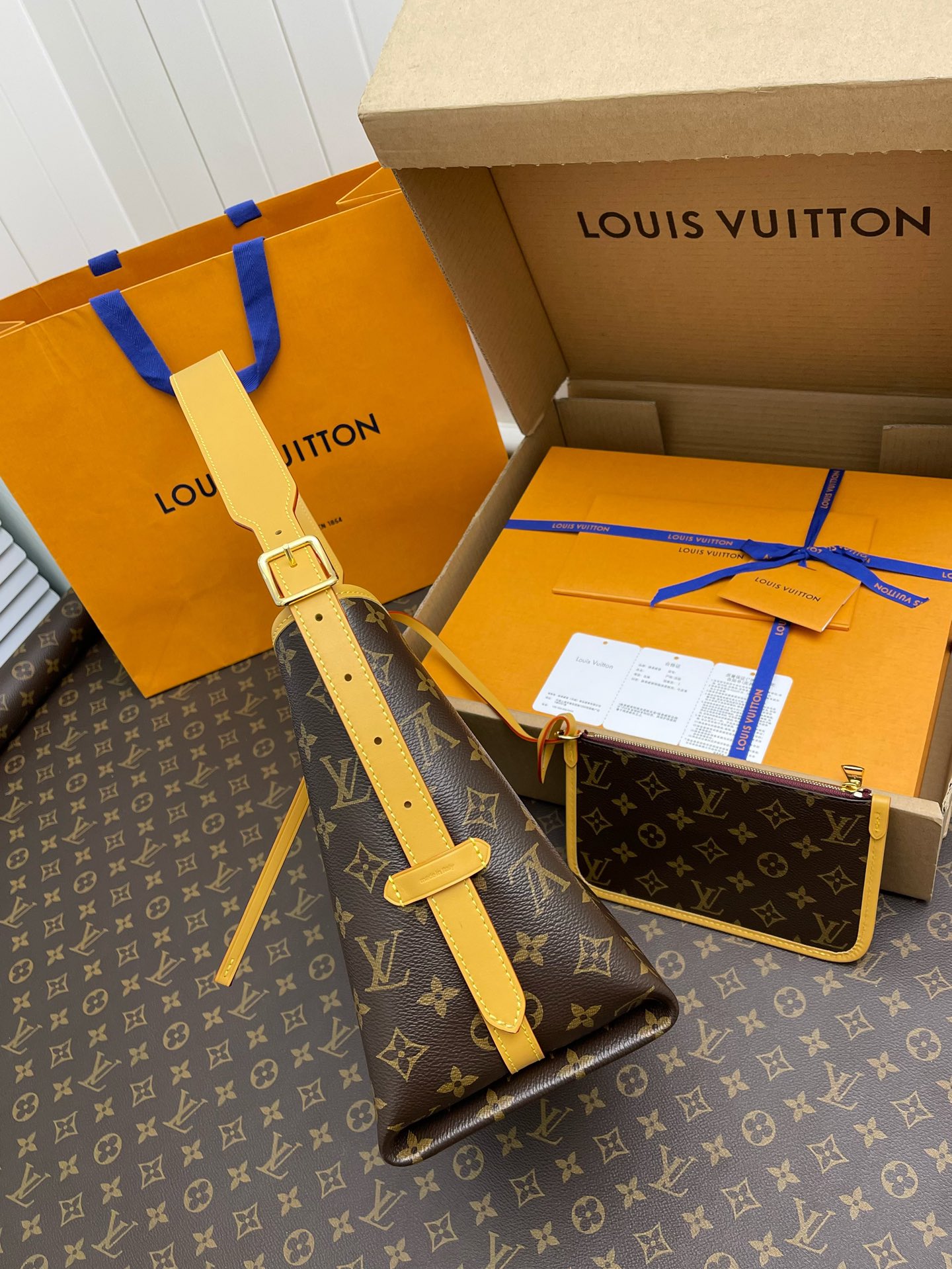 LV Shopping Bags